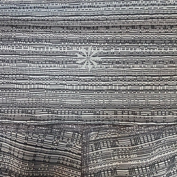 ATHLETA Chaturanga Jacquard‎ Tight Gray Size Small - Picture 7 of 11